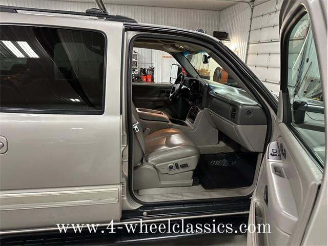 2005 Chevrolet Suburban (CC-1817667) for sale in Holland , Michigan