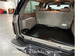 2005 Chevrolet Suburban (CC-1817667) for sale in Holland , Michigan
