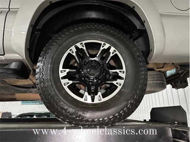 2005 Chevrolet Suburban (CC-1817667) for sale in Holland , Michigan