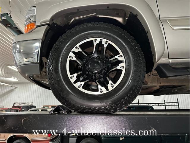 2005 Chevrolet Suburban (CC-1817667) for sale in Holland , Michigan