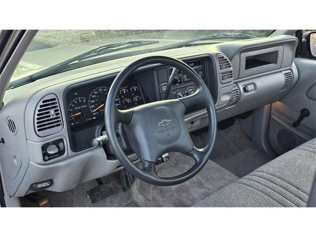 1999 Chevrolet C/K 2500 (CC-1817954) for sale in Watertown, Wisconsin
