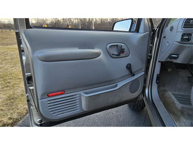 1999 Chevrolet C/K 2500 (CC-1817954) for sale in Watertown, Wisconsin