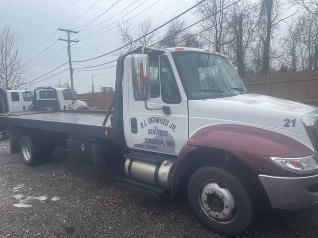 2005 International 4300 (CC-1810867) for sale in Hobart, Indiana