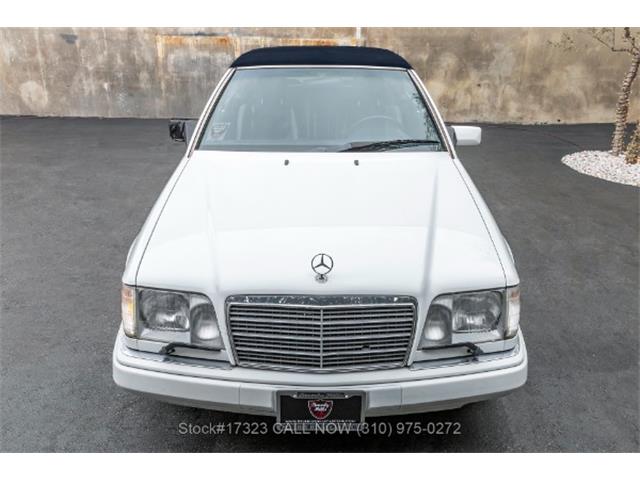1994 Mercedes-Benz E320 (CC-1821829) for sale in Beverly Hills, California