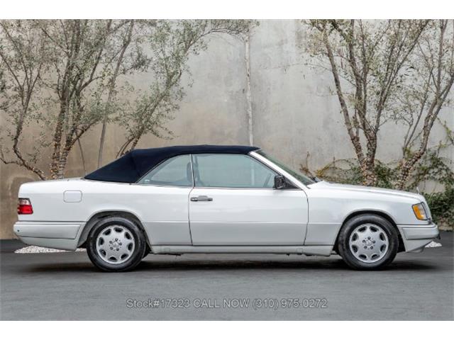 1994 Mercedes-Benz E320 (CC-1821829) for sale in Beverly Hills, California