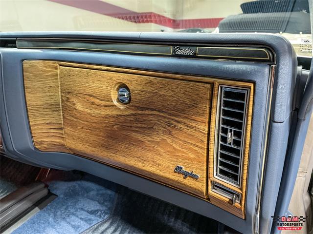 1983 Cadillac Fleetwood Brougham (CC-1822450) for sale in Glen Ellyn, Illinois