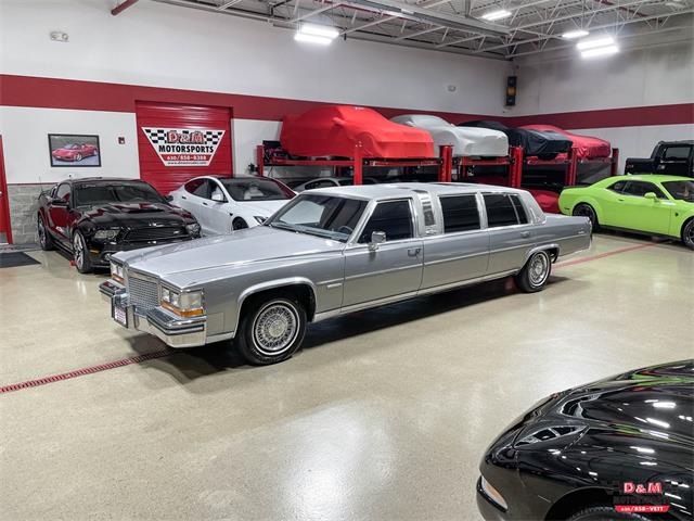 1983 Cadillac Fleetwood Brougham (CC-1822450) for sale in Glen Ellyn, Illinois