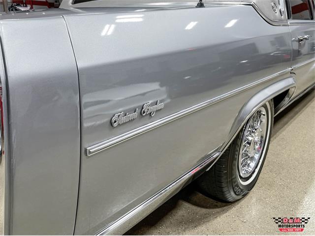 1983 Cadillac Fleetwood Brougham (CC-1822450) for sale in Glen Ellyn, Illinois