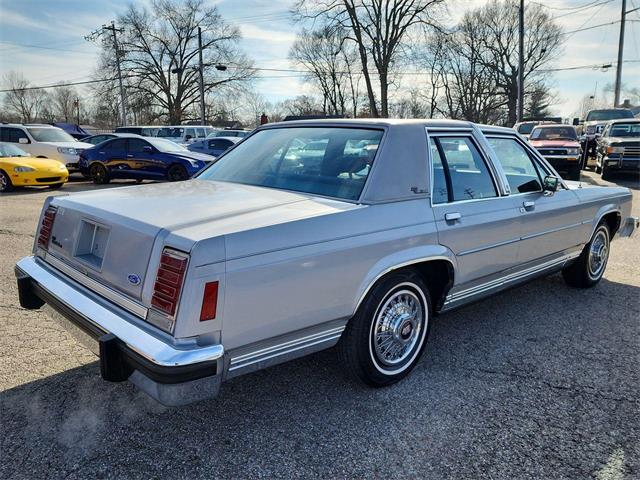 1987 Ford Crown Victoria (CC-1823071) for sale in Ross, Ohio