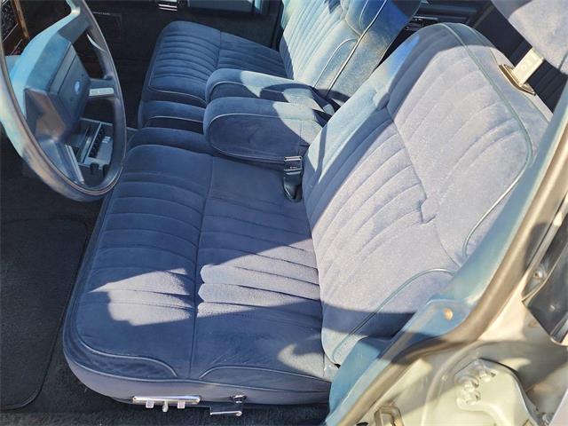 1987 Ford Crown Victoria (CC-1823071) for sale in Ross, Ohio
