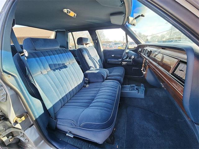 1987 Ford Crown Victoria (CC-1823071) for sale in Ross, Ohio