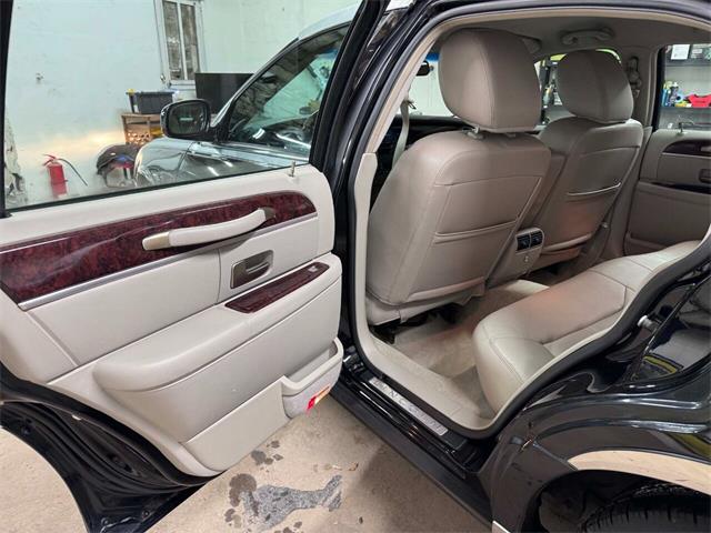 2011 Lincoln Town Car (CC-1824450) for sale in Edison, New Jersey