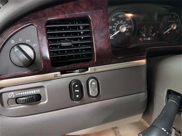 2011 Lincoln Town Car (CC-1824450) for sale in Edison, New Jersey
