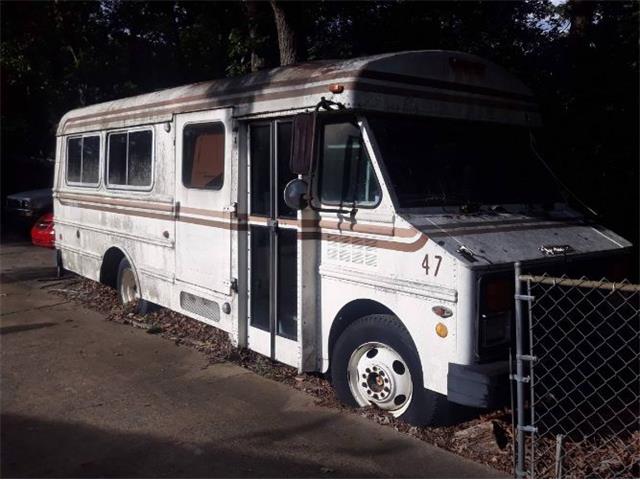 1985 Chevrolet Bus (CC-1824523) for sale in Cadillac, Michigan