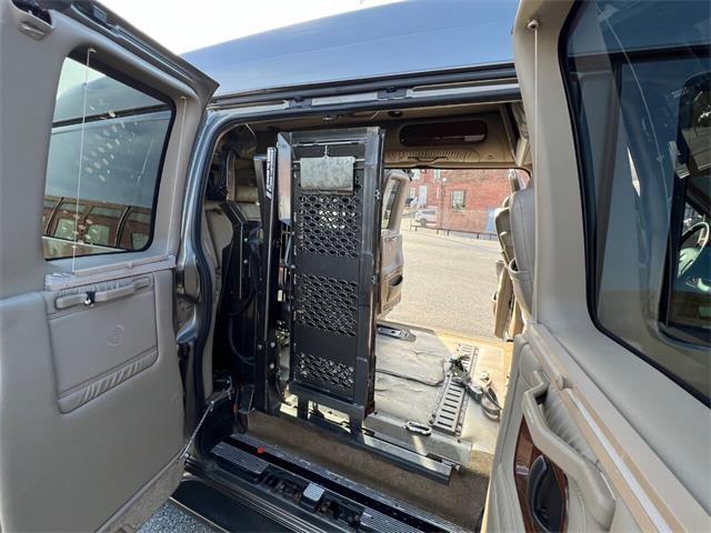 2011 Chevrolet Express (CC-1820079) for sale in Saint Charles, Missouri