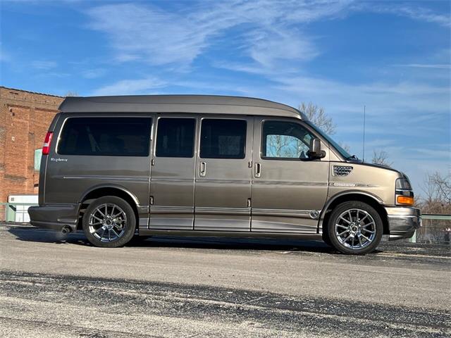 2011 Chevrolet Express (CC-1820079) for sale in Saint Charles, Missouri