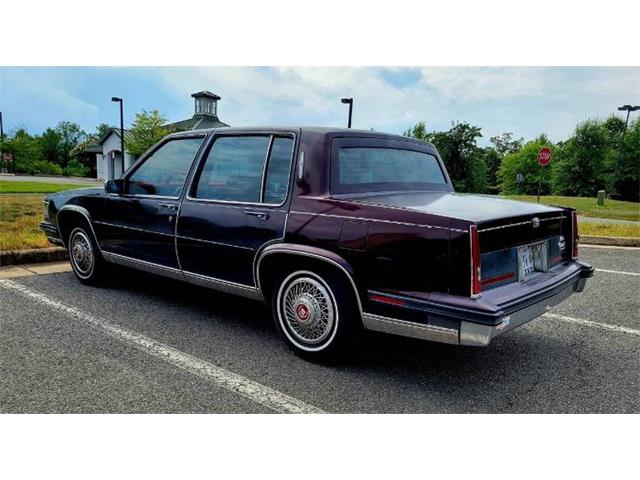 1985 Cadillac Fleetwood (CC-1820797) for sale in Cadillac, Michigan