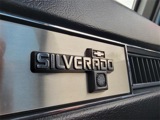 1984 Chevrolet C10 (CC-1831088) for sale in CONROE, Texas