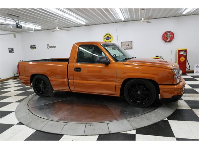 2004 Chevrolet Silverado (CC-1831684) for sale in Clarence, Iowa