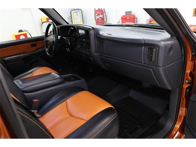 2004 Chevrolet Silverado (CC-1831684) for sale in Clarence, Iowa