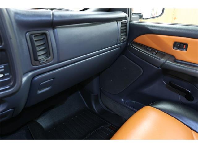 2004 Chevrolet Silverado (CC-1831684) for sale in Clarence, Iowa