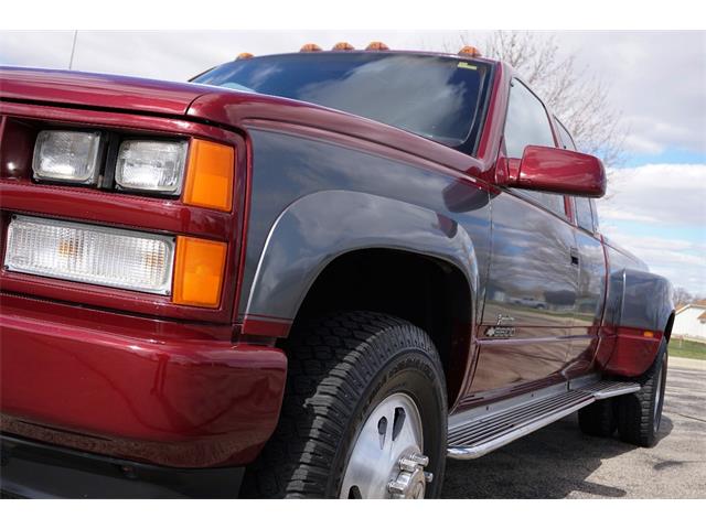 1989 Chevrolet 3500 (CC-1832681) for sale in De Witt, Iowa
