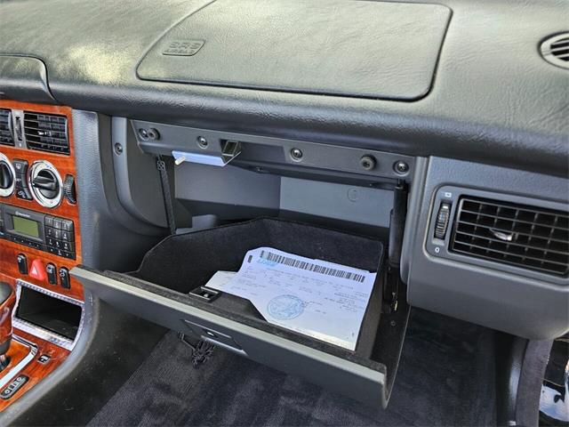 2004 Mercedes-Benz SLK-Class (CC-1832933) for sale in Woodland Hills, California