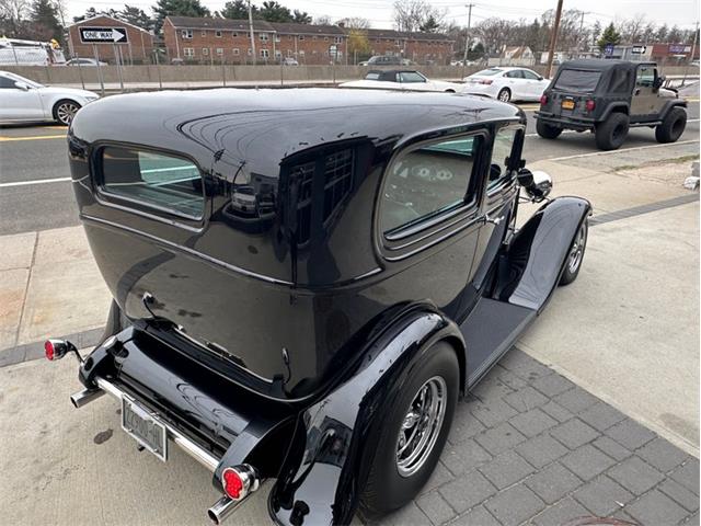 1932 Ford Sedan (CC-1830356) for sale in West Babylon, New York