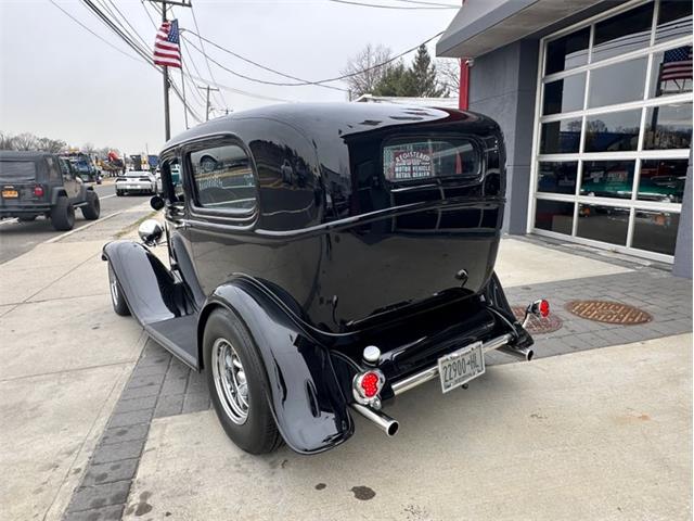 1932 Ford Sedan (CC-1830356) for sale in West Babylon, New York