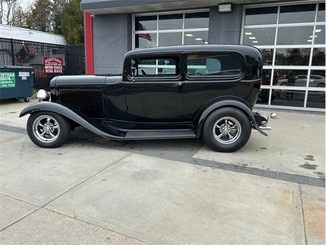 1932 Ford Sedan (CC-1830356) for sale in West Babylon, New York
