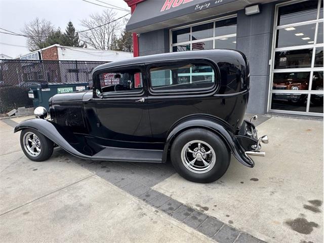 1932 Ford Sedan (CC-1830356) for sale in West Babylon, New York