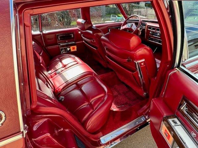 1986 Cadillac Fleetwood Brougham (CC-1830404) for sale in Carlisle, Pennsylvania