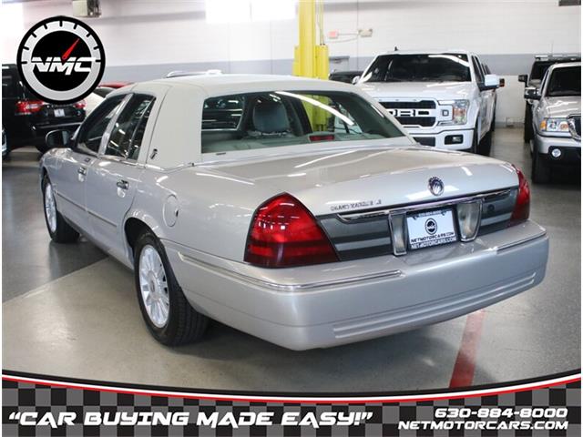 2010 Mercury Grand Marquis (CC-1835096) for sale in Addison, Illinois