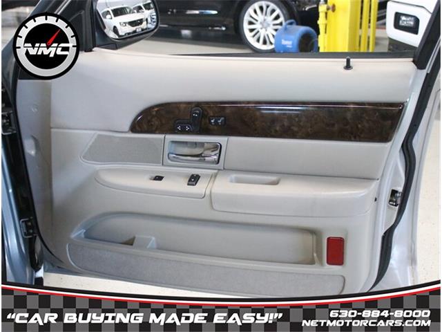 2010 Mercury Grand Marquis (CC-1835096) for sale in Addison, Illinois