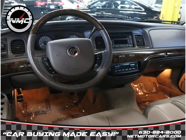 2010 Mercury Grand Marquis (CC-1835096) for sale in Addison, Illinois