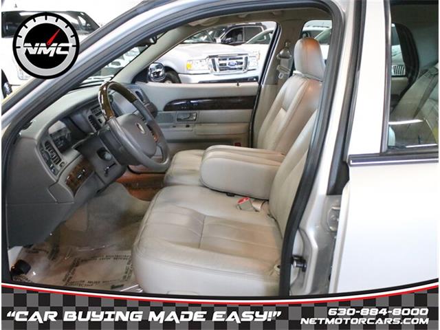 2010 Mercury Grand Marquis (CC-1835096) for sale in Addison, Illinois