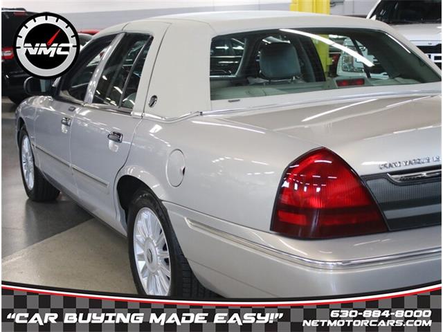 2010 Mercury Grand Marquis (CC-1835096) for sale in Addison, Illinois