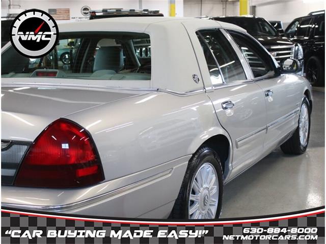 2010 Mercury Grand Marquis (CC-1835096) for sale in Addison, Illinois