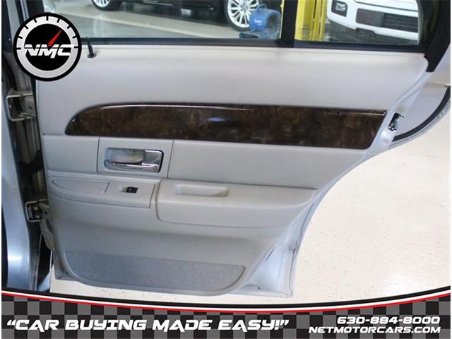 2010 Mercury Grand Marquis (CC-1835096) for sale in Addison, Illinois