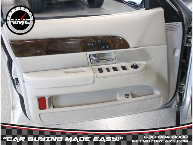 2010 Mercury Grand Marquis (CC-1835096) for sale in Addison, Illinois