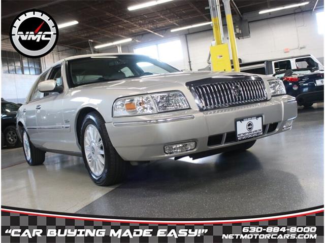2010 Mercury Grand Marquis (CC-1835096) for sale in Addison, Illinois