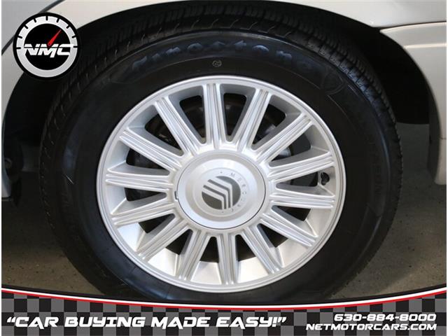 2010 Mercury Grand Marquis (CC-1835096) for sale in Addison, Illinois