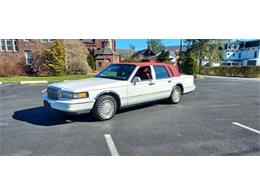 1995 Lincoln Town Car (CC-1836055) for sale in Carlisle, Pennsylvania