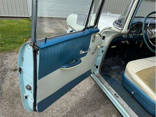 1956 Pontiac Chieftain (CC-1837543) for sale in Staunton, Illinois