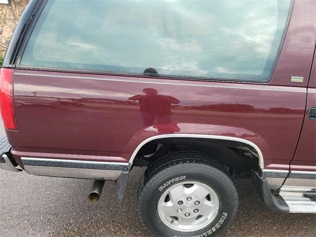 1993 Chevrolet Suburban (CC-1837719) for sale in Spirit Lake, Iowa