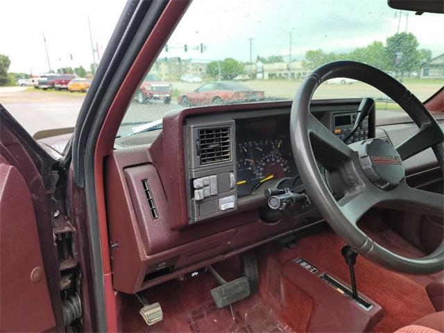 1993 Chevrolet Suburban (CC-1837719) for sale in Spirit Lake, Iowa