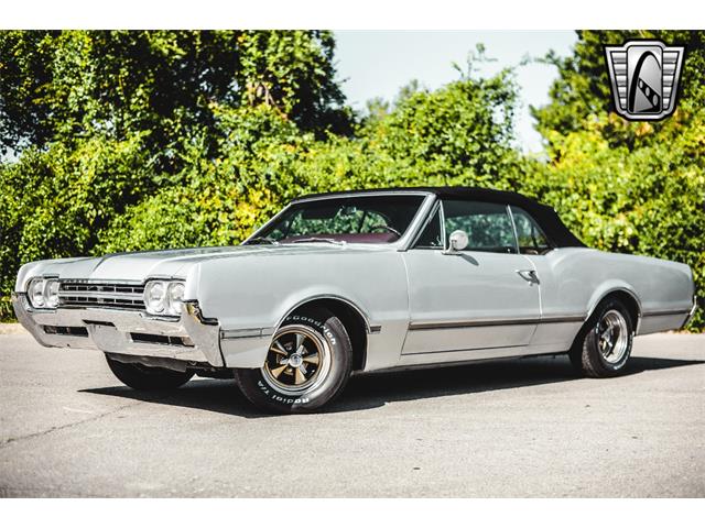 1966 Oldsmobile Cutlass (CC-1830895) for sale in O'Fallon, Illinois