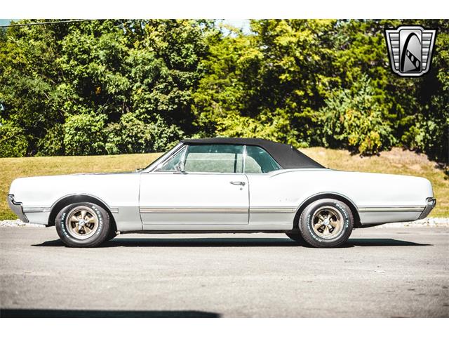 1966 Oldsmobile Cutlass (CC-1830895) for sale in O'Fallon, Illinois