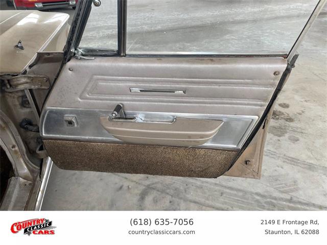 1964 Chrysler New Yorker (CC-1841562) for sale in Staunton, Illinois