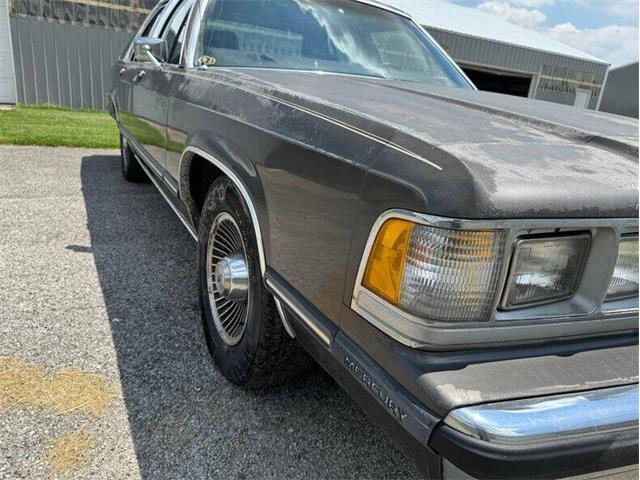 1988 Mercury Grand Marquis (CC-1841616) for sale in Staunton, Illinois